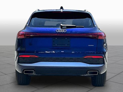 Used 2025 Audi Q5 Premium w/ Convenience Package AWD/4WD image 5