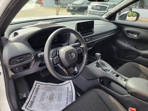 Certified 2023 Honda HR-V Sport image 17