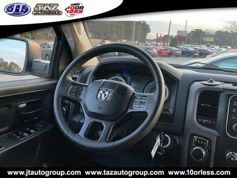 Used 2017 RAM 1500 Tradesman RWD image 16