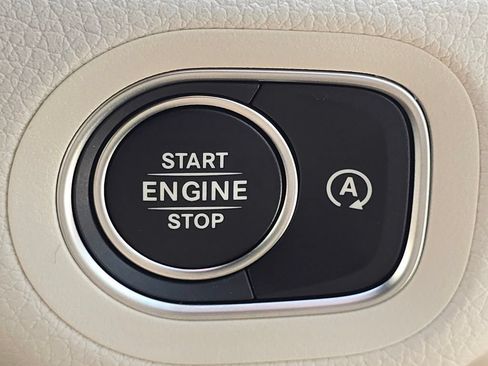 New 2026 Mercedes-Benz GLE 450 4MATIC image 39