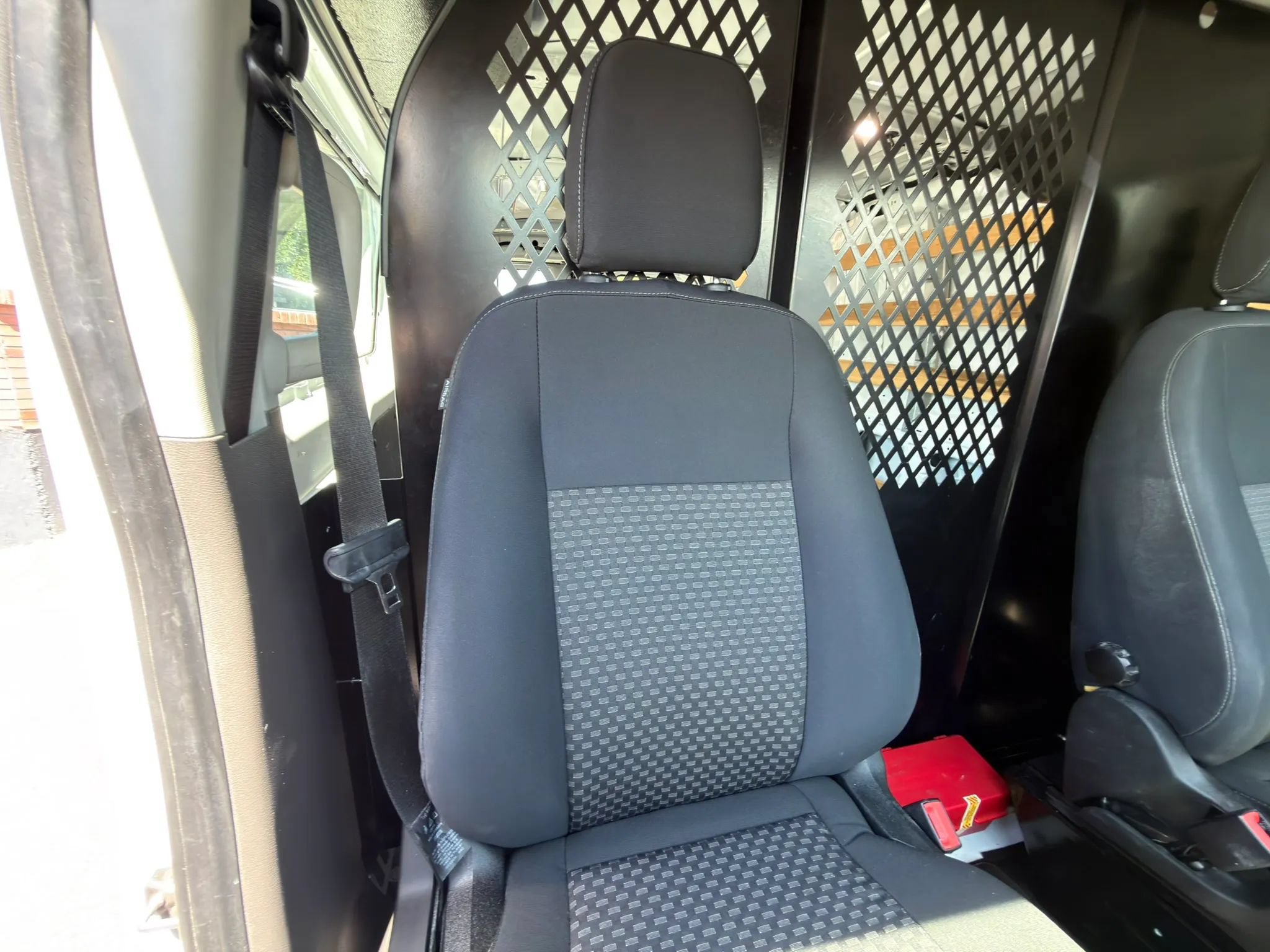 Used 2024 Ford Transit 250 Low Roof w/ Exterior Upgrade Package RWD image 10