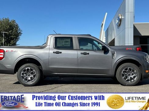 New 2025 Ford Maverick XLT w/ XLT Luxury Package image 3