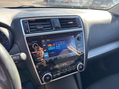 Used 2019 Subaru Outback 2.5i Premium image 26