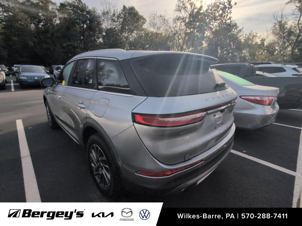 Used 2022 Lincoln Corsair AWD w/ Equipment Group 101A image 10
