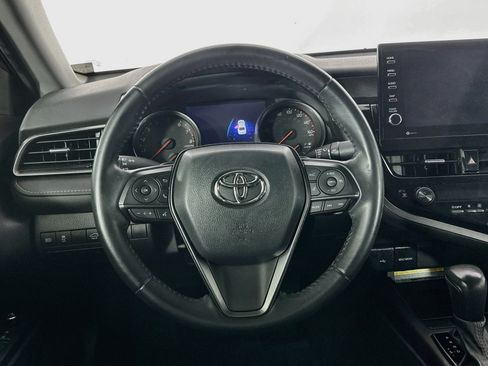 Used 2021 Toyota Camry XSE FWD image 18