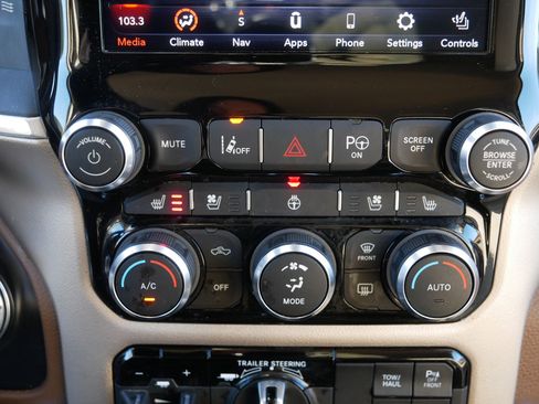 Certified 2021 RAM 1500 Laramie image 23