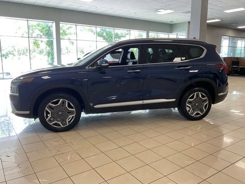 Used 2022 Hyundai Santa Fe Limited w/ Cargo Package AWD/4WD image 4