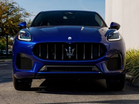 New 2025 Maserati Grecale GT image 15