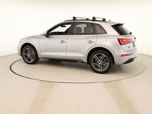 Certified 2024 Audi Q5 e Premium Plus AWD/4WD image 3