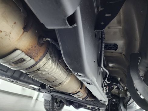 Used 2019 Ford F350 Lariat w/ Chrome Package AWD/4WD image 28