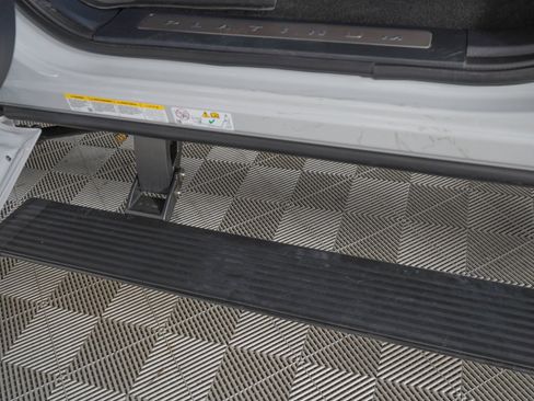 Used 2026 Ford F450 Platinum image 15