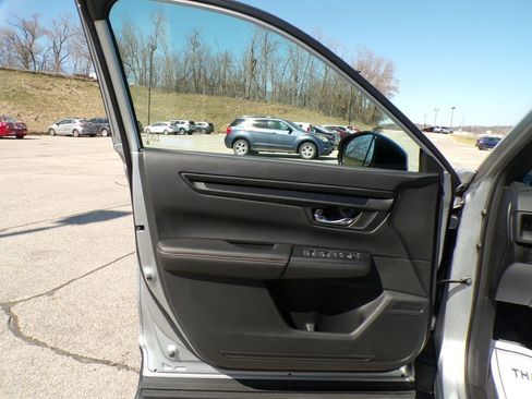Used 2025 Honda CR-V Sport image 13