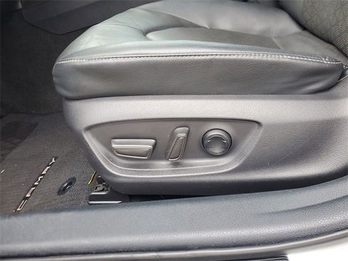 Used 2021 Toyota Camry XSE image 12