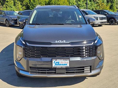 New 2026 Kia Sportage EX AWD/4WD image 2
