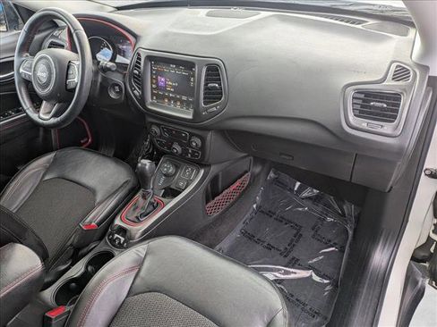 Used 2018 Jeep Compass Trailhawk w/ Navigation Group image 23