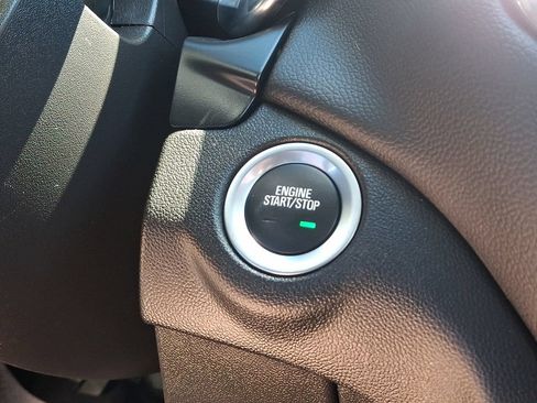 Used 2024 Chevrolet Equinox LT AWD/4WD image 24