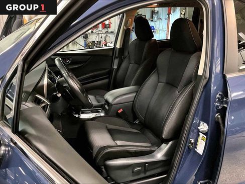 Certified 2024 Subaru Ascent Premium w/ Convenience Package image 7