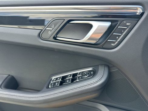 New 2026 Porsche Macan AWD/4WD image 12