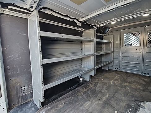 Used 2022 Ford E-Transit Low Roof w/ Load Area Protection Package image 26