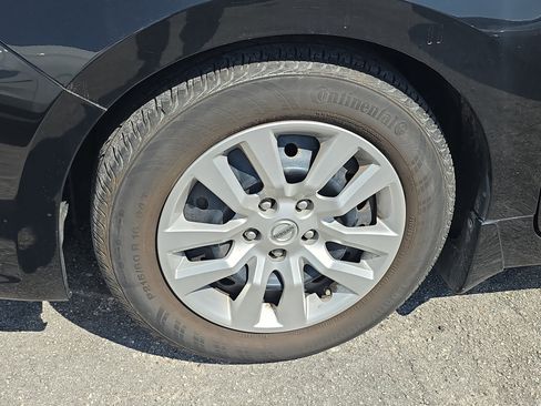 Used 2018 Nissan Altima 2.5 S w/ S Convenience Package image 2