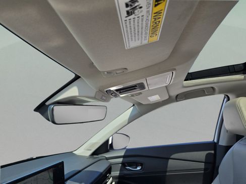 Used 2023 Honda Accord Touring image 14