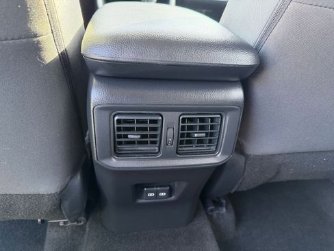 Used 2025 Toyota RAV4 XLE image 24