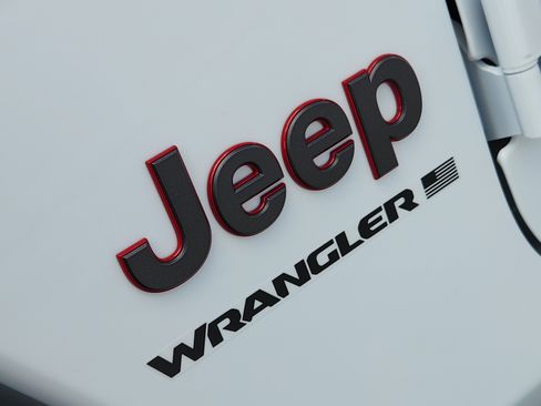 New 2026 Jeep Wrangler Unlimited Rubicon AWD/4WD image 7