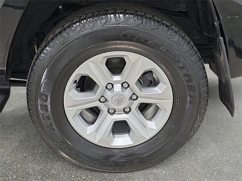 Certified 2024 Toyota 4Runner SR5 image 28