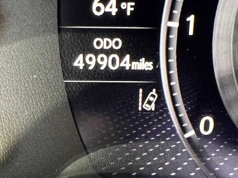 Used 2022 Lexus LX 600 4WD w/ Appearance Package image 21