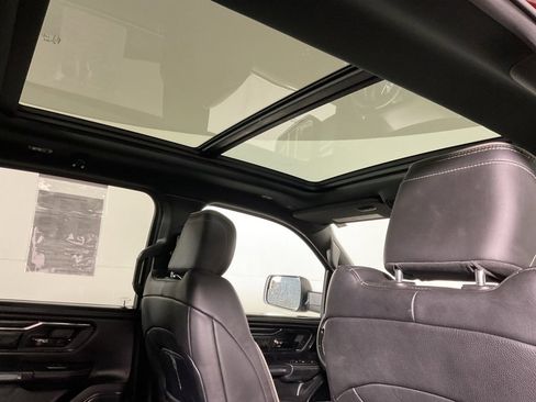 Used 2022 RAM 1500 Limited image 2