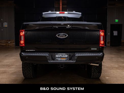 Used 2022 Ford F150 XLT w/ Equipment Group 302A High image 8