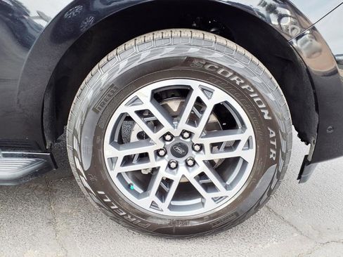 Certified 2025 Ford Expedition Max Active image 9