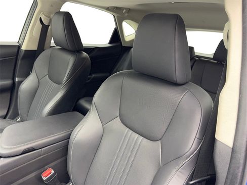 Used 2024 Lexus NX 250 FWD image 26