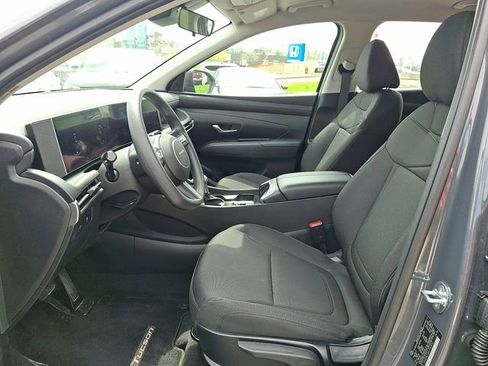 Certified 2026 Hyundai Tucson SE image 13