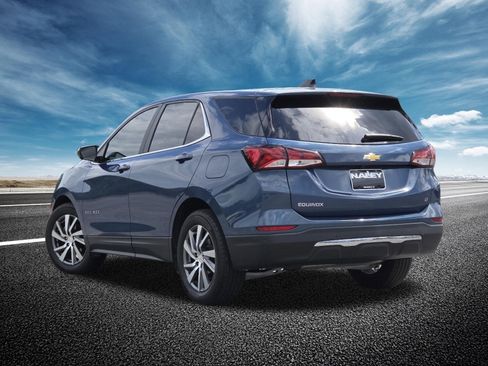 Used 2024 Chevrolet Equinox LT FWD image 17