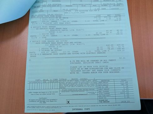 Used 2023 Kia Sportage LX image 3