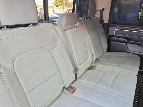 Used 2019 RAM 1500 Big Horn image 17