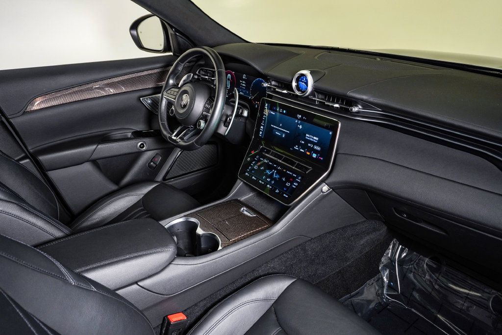 Used 2023 Maserati Grecale Modena AWD/4WD image 14