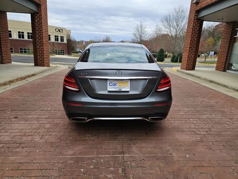 Used 2018 Mercedes-Benz E 300 w/ Premium 1 Package image 5