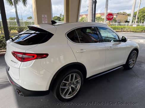 Used 2018 Alfa Romeo Stelvio Ti AWD/4WD image 78