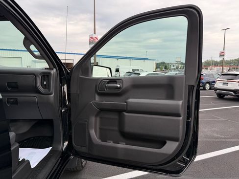 Used 2020 Chevrolet Silverado 1500 W/T w/ WT Convenience Package AWD/4WD image 11