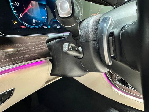 Used 2023 Mercedes-Benz E 350 4MATIC Sedan image 16