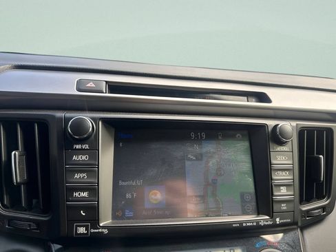 Used 2016 Toyota RAV4 Limited AWD/4WD image 26