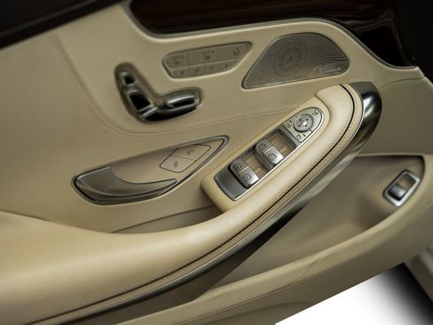 Used 2015 Mercedes-Benz S 550 4MATIC Coupe w/ Premium 1 Package image 64