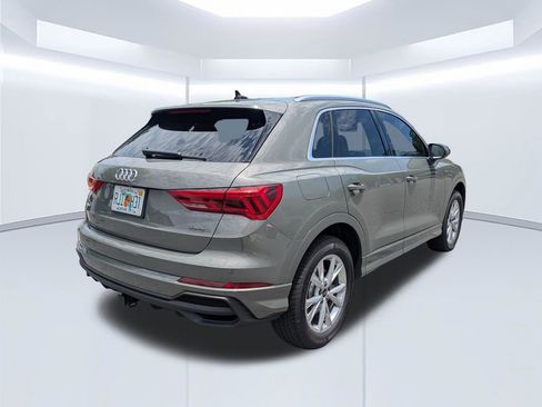 Used 2025 Audi Q3 2.0T Premium w/ Convenience Package AWD/4WD image 4
