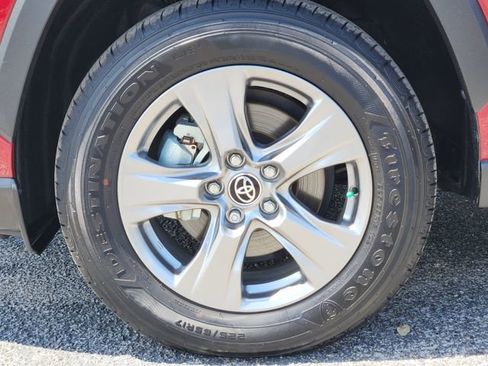 Certified 2025 Toyota RAV4 LE image 9