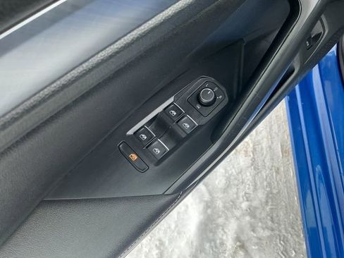 Used 2024 Volkswagen Jetta SE image 24