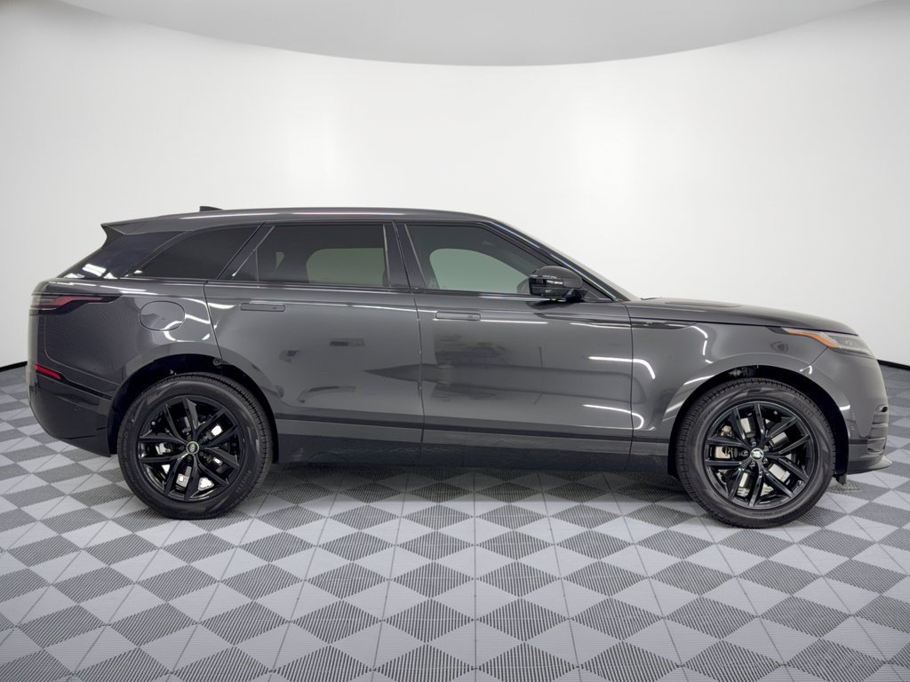 Certified 2026 Land Rover Range Rover Velar Dynamic SE AWD/4WD image 8