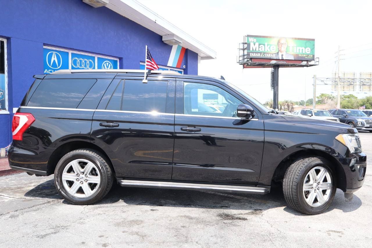 Used 2019 Ford Expedition XLT w/ Equipment Group 202A RWD image 4
