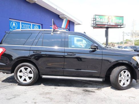 Used 2019 Ford Expedition XLT w/ Equipment Group 202A RWD image 4